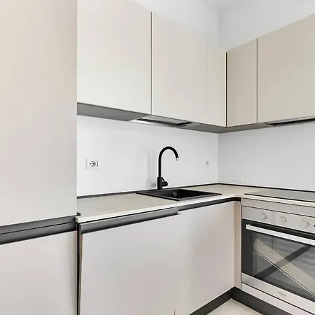 Alessia's Flat - Caroli דירה *