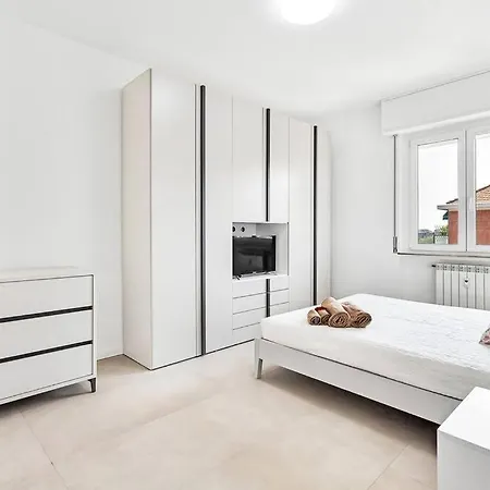 Alessia's Flat - Caroli 公寓