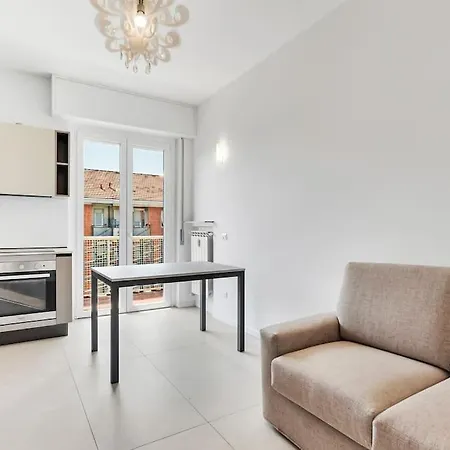 Alessia's Flat - Caroli Apartment Mailand