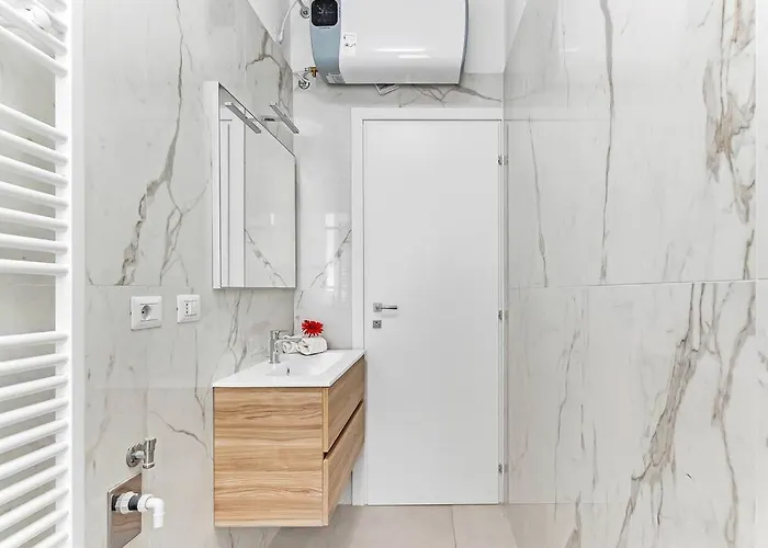 Alessia's Flat - Caroli Apartment